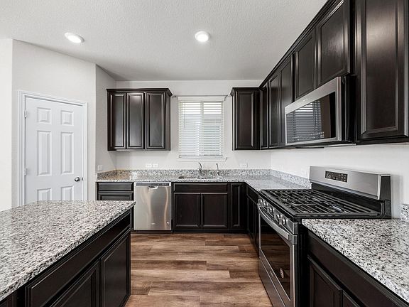 4th image of 25411 Farmstead Prairie Pl