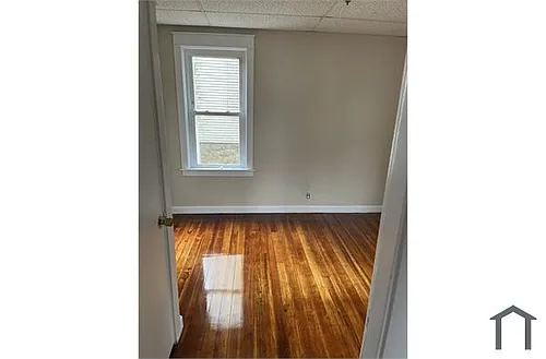 29 Bardsley St #1W Photo 1