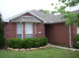 3301 Colbi Hill Dr, Arlington, TX 76014