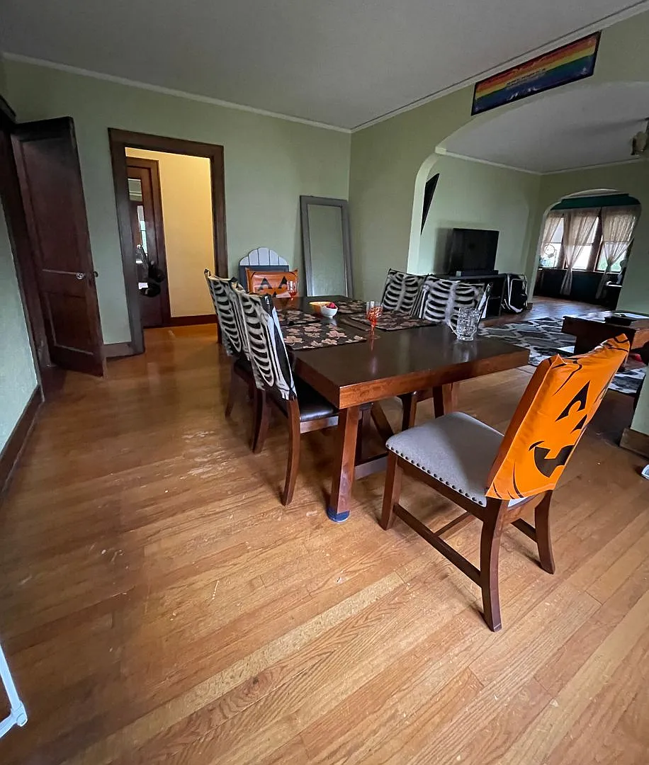 4 Bedroom Single-Family Home in La Crosse with Garage, Central Air & In-Unit Laundry — Photo 3