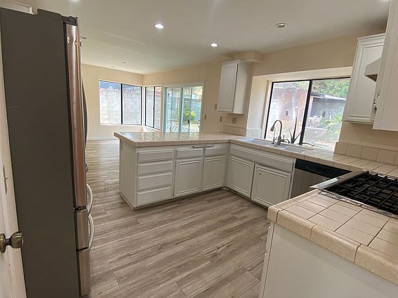5th image of 6709 Corie Ln