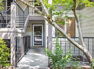 20920 Fawn Ct APT 18, West Linn, OR 97068