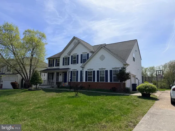 25845 Spring Farm Cir, Chantilly, VA 20152