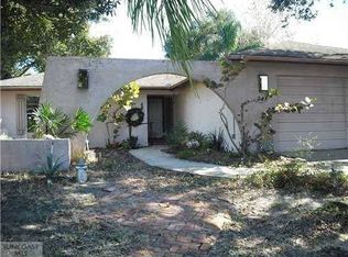 748 16th Ln, Palm Harbor, FL 34683