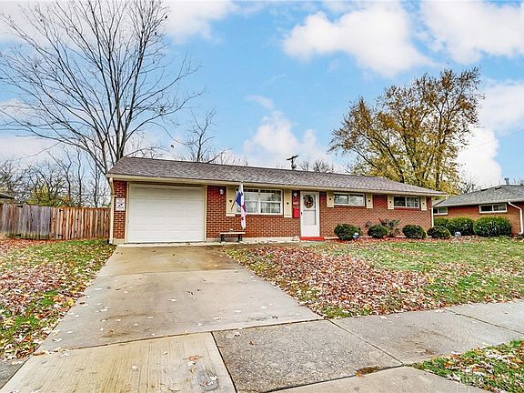 3rd image of 6687 Hubbard Dr