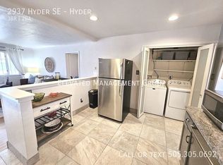 2937 Hyder Ave SE, Albuquerque, NM 87106