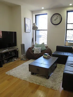 Rented by Centric New York | media 24