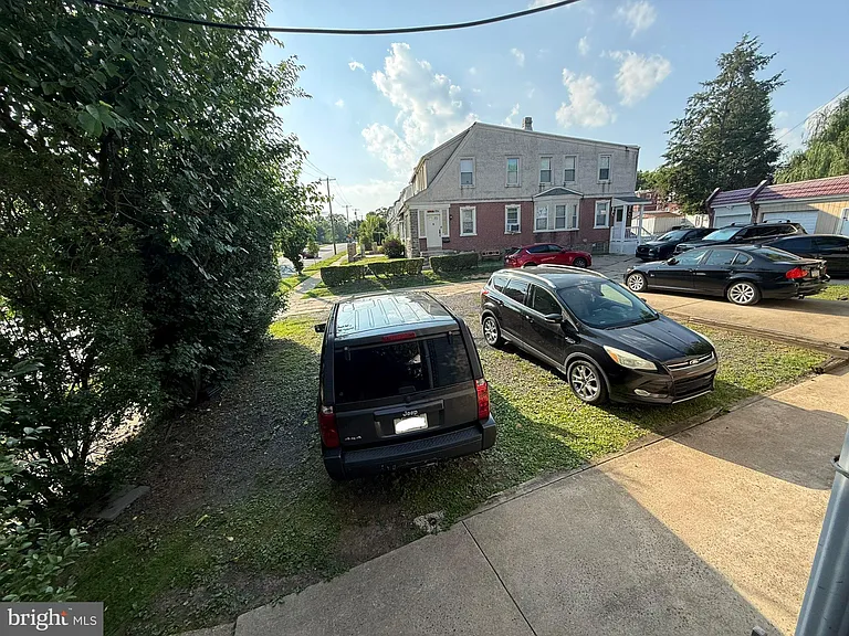 6400 Oxford Ave — Photo 25