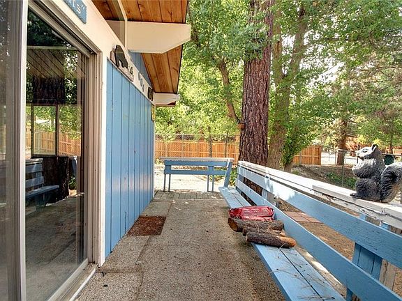 5th image of 604 Barrett Way