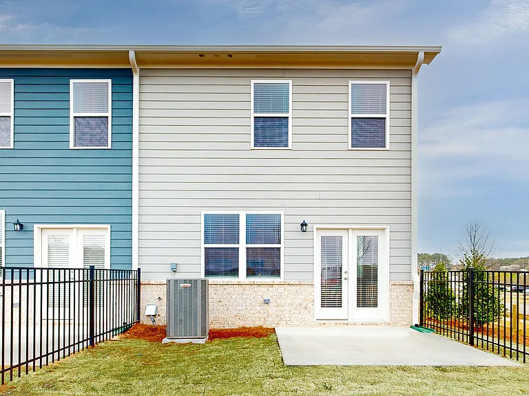 Quinn Residences at Covington Town Center — Photo 35