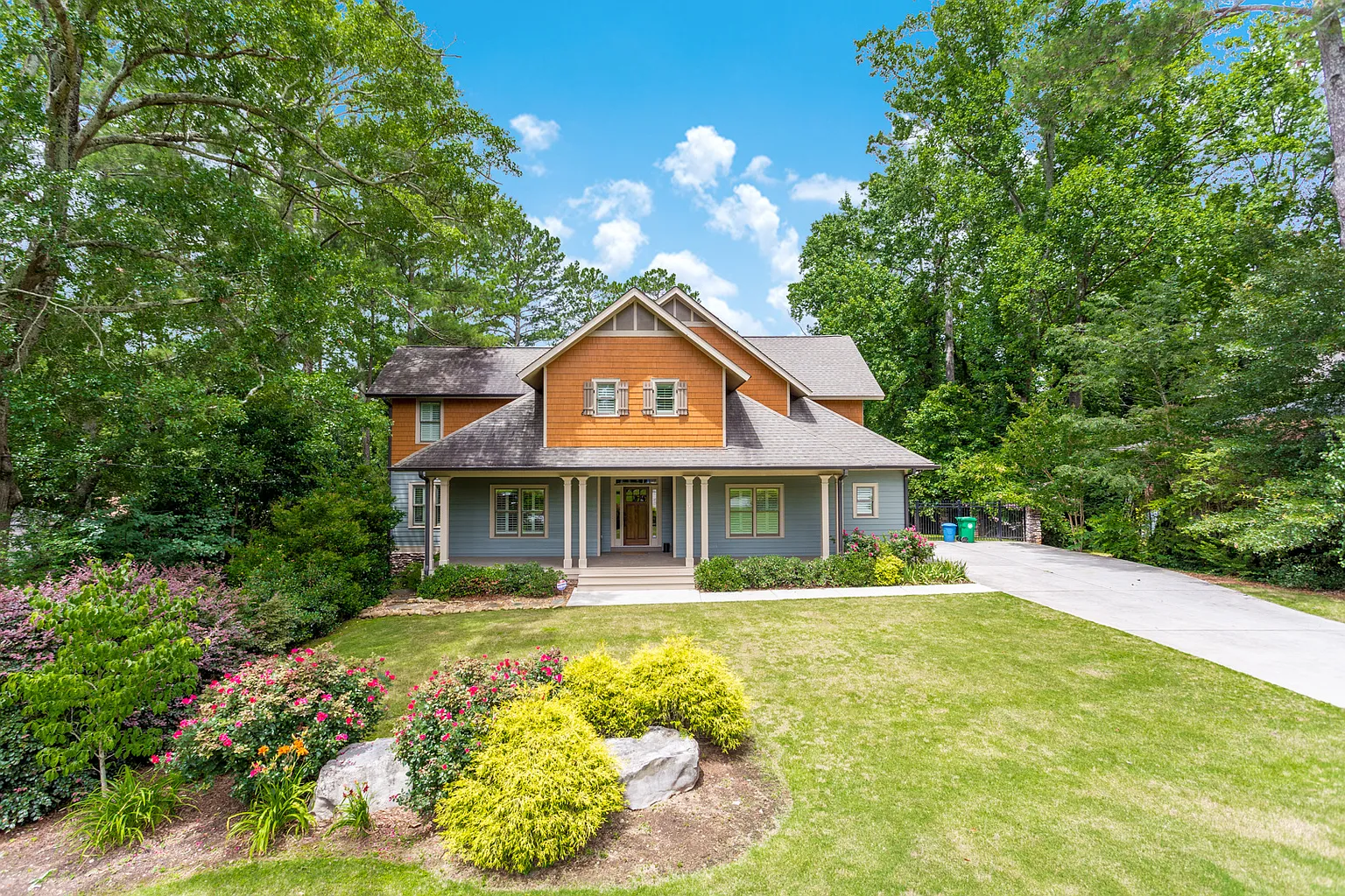 1711 Briarlake Cir photo 1
