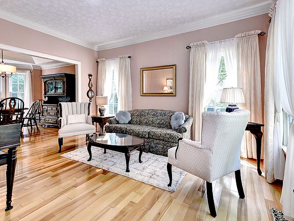 5th image of 5548 Swan Rd