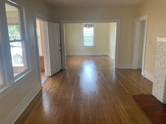 3rd image of 723 Briercliff Dr