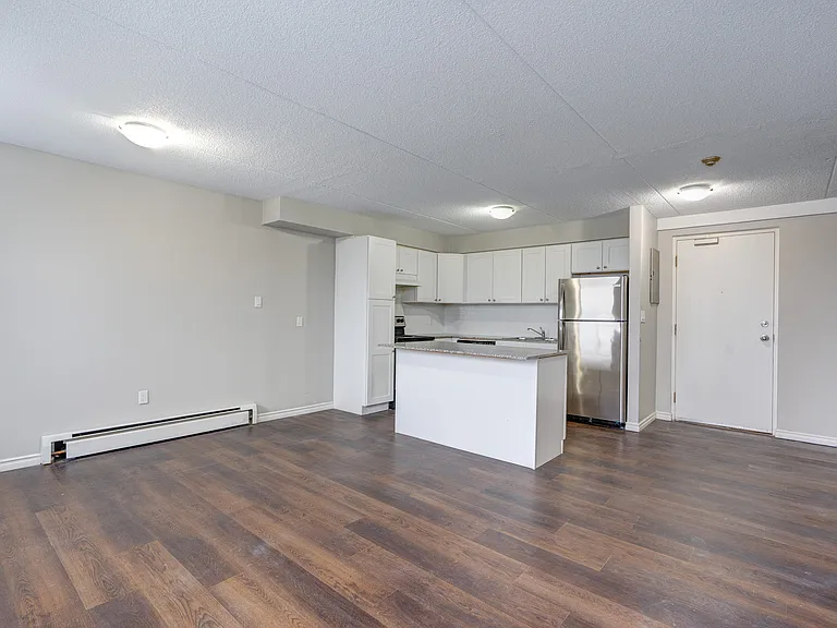 46 Gale Cres — Photo 23