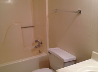 1027 Caroline Ave APT 6, Junction City, KS 66441