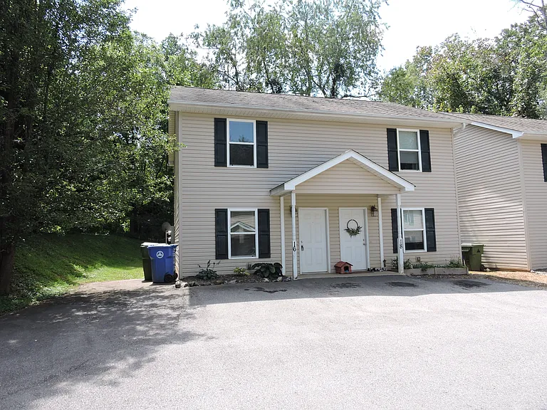 16 Maple Branch Ln #16 — Photo 4