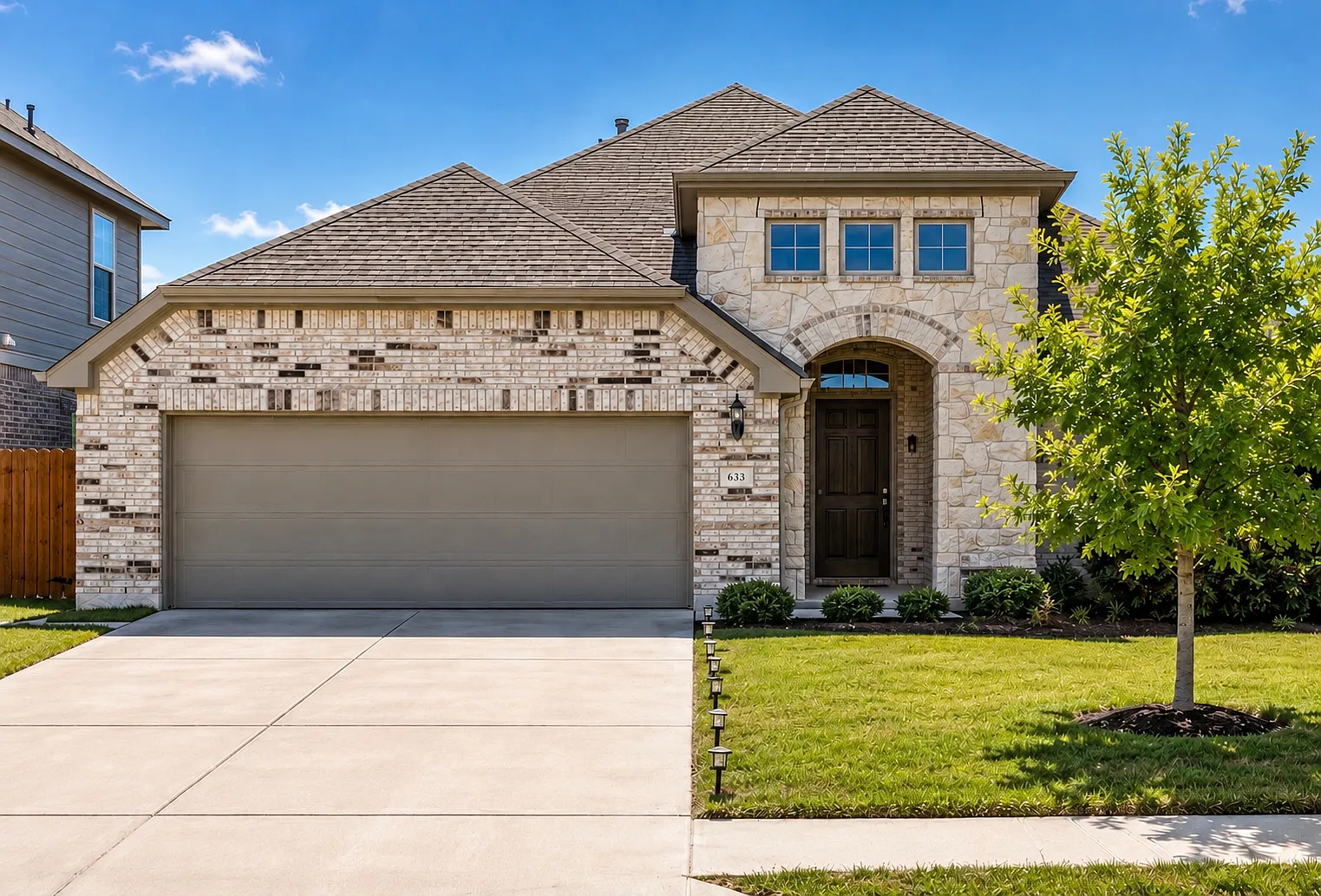 4 bed, 2203 sqft, $2,595 — Photo 1
