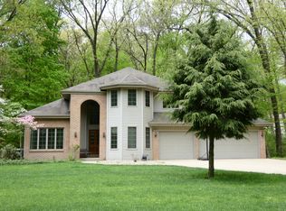 11106 Bridlewood Trl, Berrien Springs, MI 49103