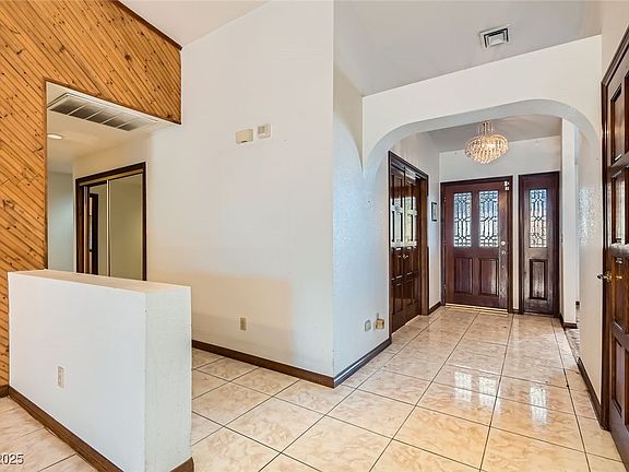4th image of 3189 Lipton Ct