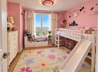 9235 Jane St #1204, Vaughan, ON L6A 0J8
