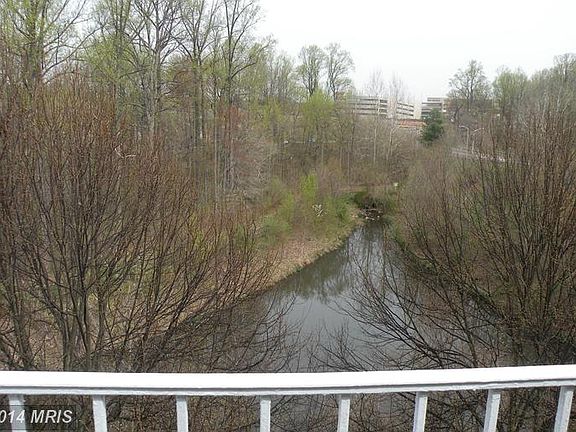 3rd image of 10003 Vanderbilt Cir #131