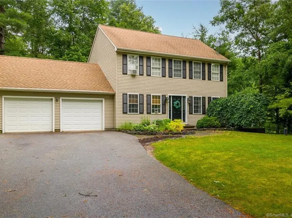 86 Pleasant View Drive, Killingly, CT 06241
