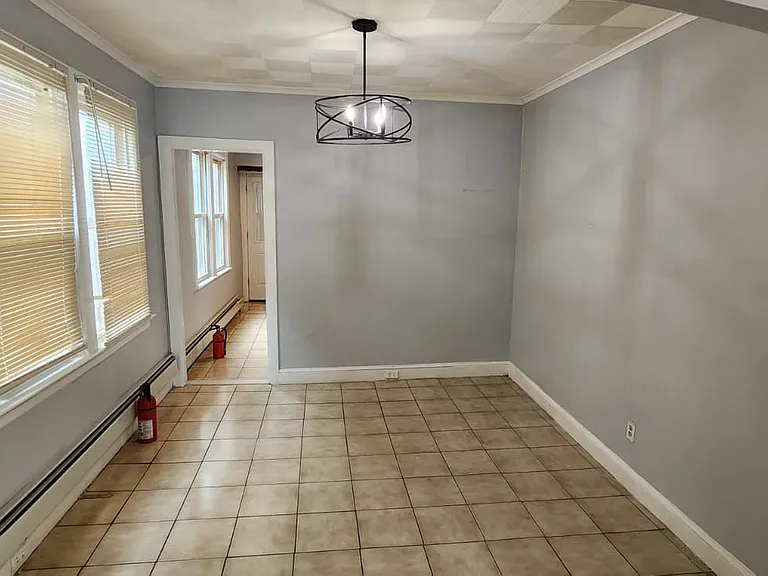 714 Roselle St #1 — Photo 6