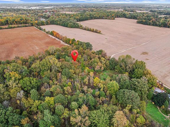 2nd image of 56084 Eleven Mile Rd