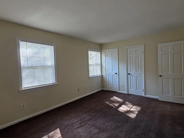 389 Circuit Ln #B — Photo 5