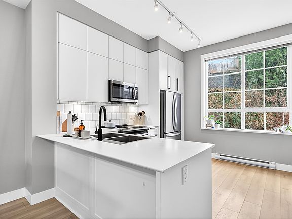 4th image of 19696 Hammond Rd #7