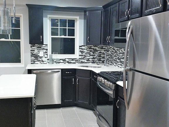 3rd image of 93 Hempstead Ave APT 103