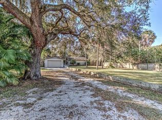 10825 Twin Palms Ranch Rd, Gibsonton, FL 33534