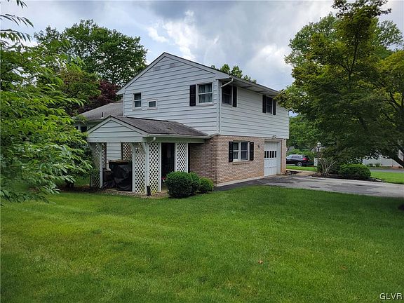 2nd image of 2 Gordon Dr