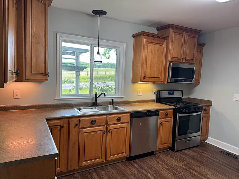 3429 Old Greenbrier Pike — Photo 11