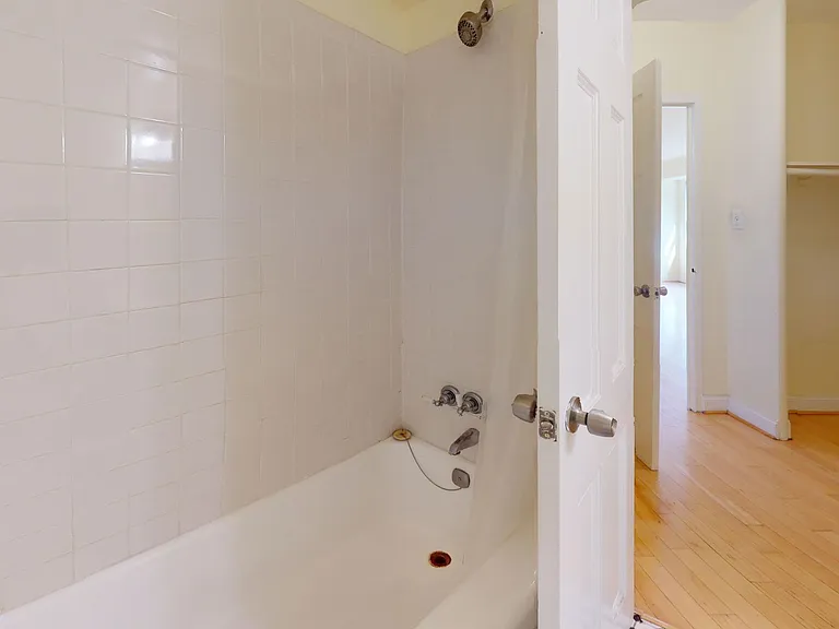 1801 Clydesdale Pl NW #517 — Photo 12