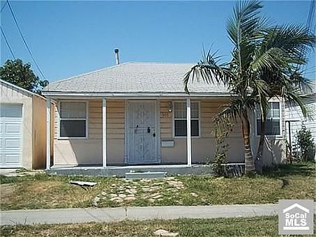 1st image of 501 W 95th St