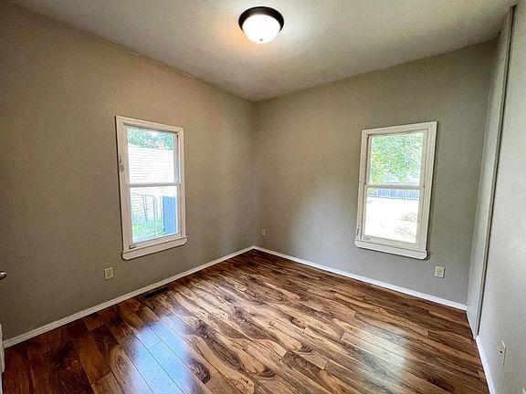 3rd image of 316 7th St NW
