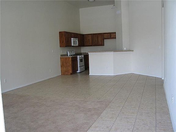 4th image of 5270 Sean Haggerty Dr #B