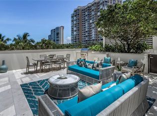 6897 Grenadier Blvd UNIT 206, Naples, FL 34108
