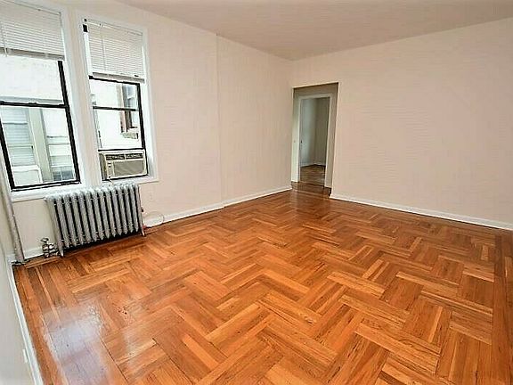 5th image of 43-26 49th St #D1