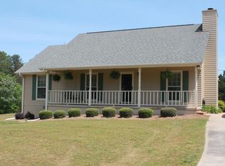 64 White Valley Dr, Toccoa, GA 30577