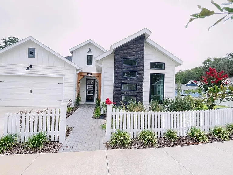 1287 NW 132nd Blvd — Photo 7