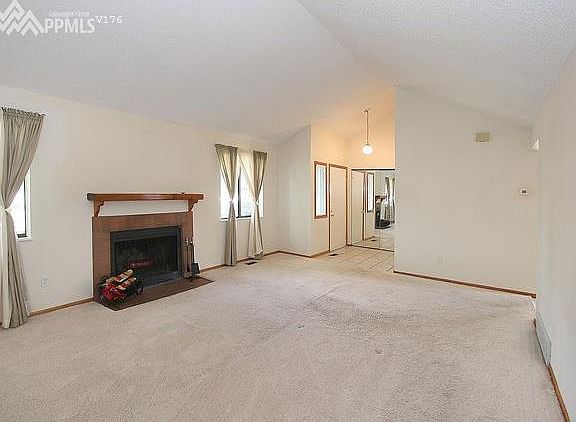 3rd image of 725 San Bruno Pl