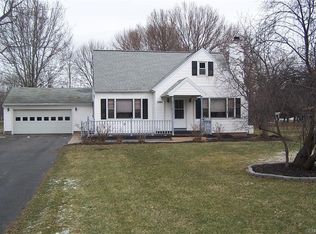 2884 English Rd, Rochester, NY 14616