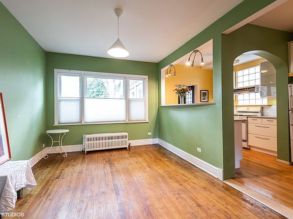 5th image of 4942 N Hoyne Ave