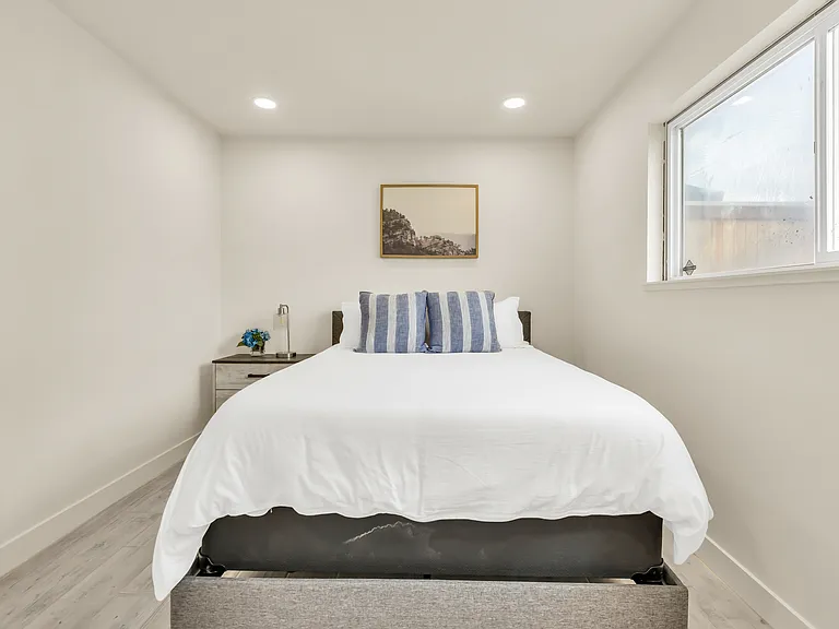 8148 Addie Ave — Photo 9