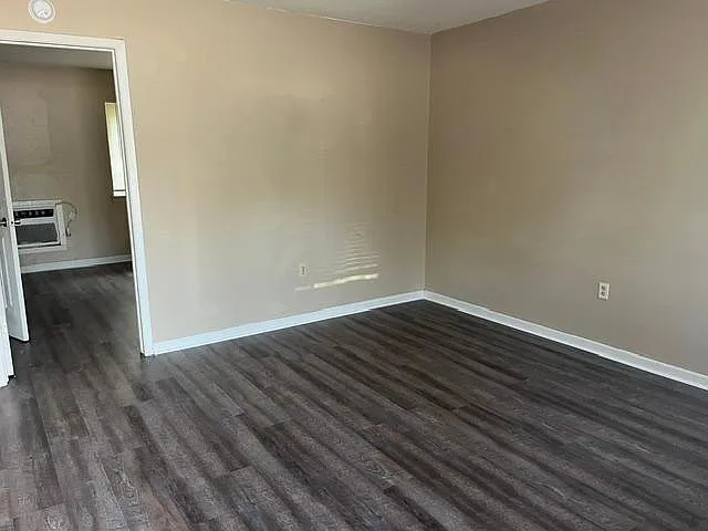 1 bed, 600 sqft, $725 — Photo 2