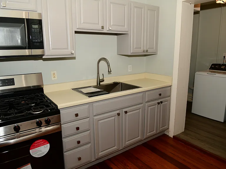 810 Chartres St #3 — Photo 13
