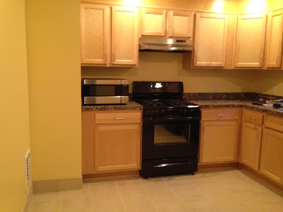 1st image of 129 Wendel Ave Floor 2