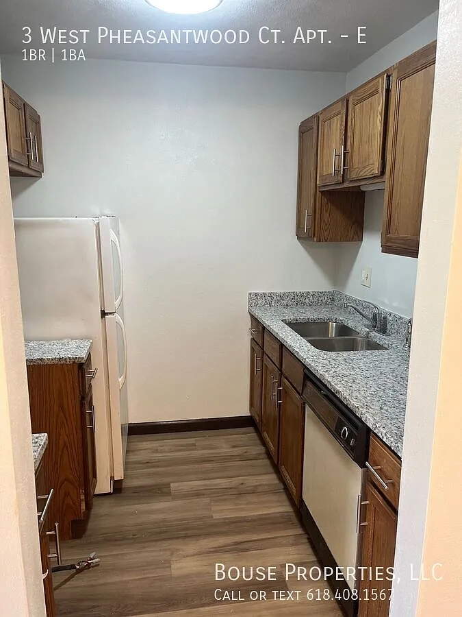Bouse Apartment Homes — Photo 4